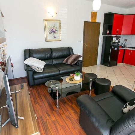 Ferienwohnung Apartman Antea Kaštel Stari Exterior foto