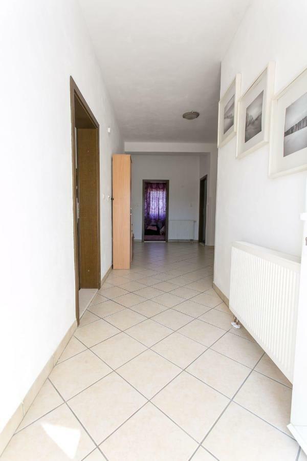 Ferienwohnung Apartman Antea Kaštel Stari Exterior foto