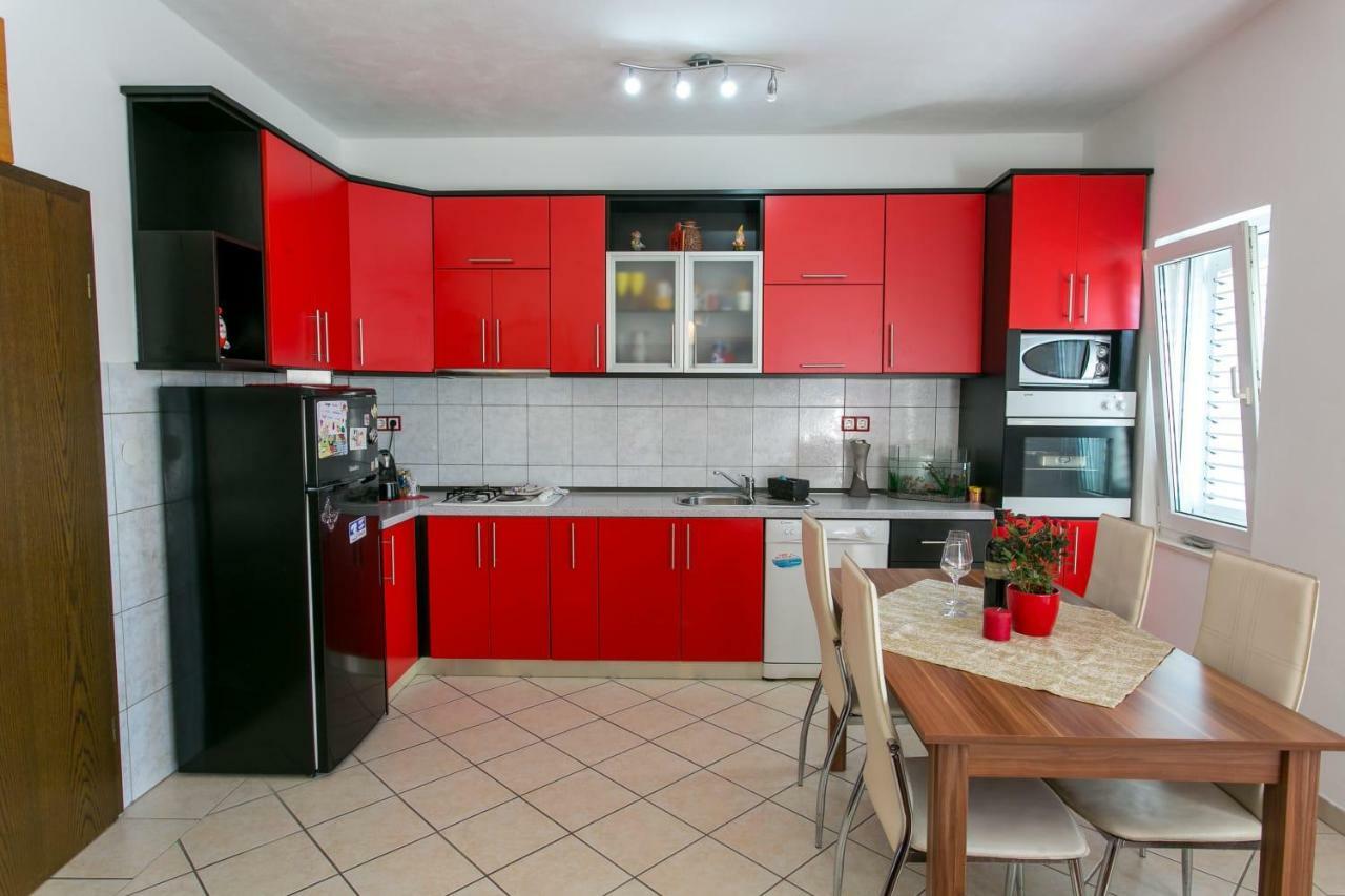 Ferienwohnung Apartman Antea Kaštel Stari Exterior foto