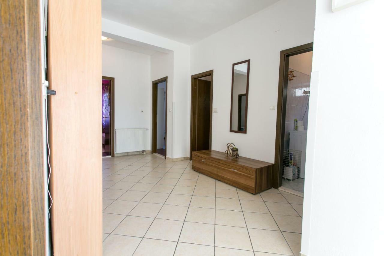 Ferienwohnung Apartman Antea Kaštel Stari Exterior foto