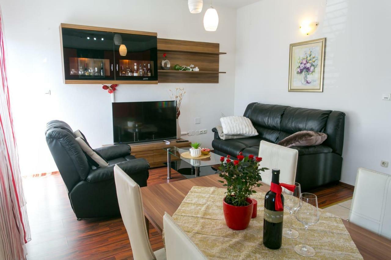 Ferienwohnung Apartman Antea Kaštel Stari Exterior foto