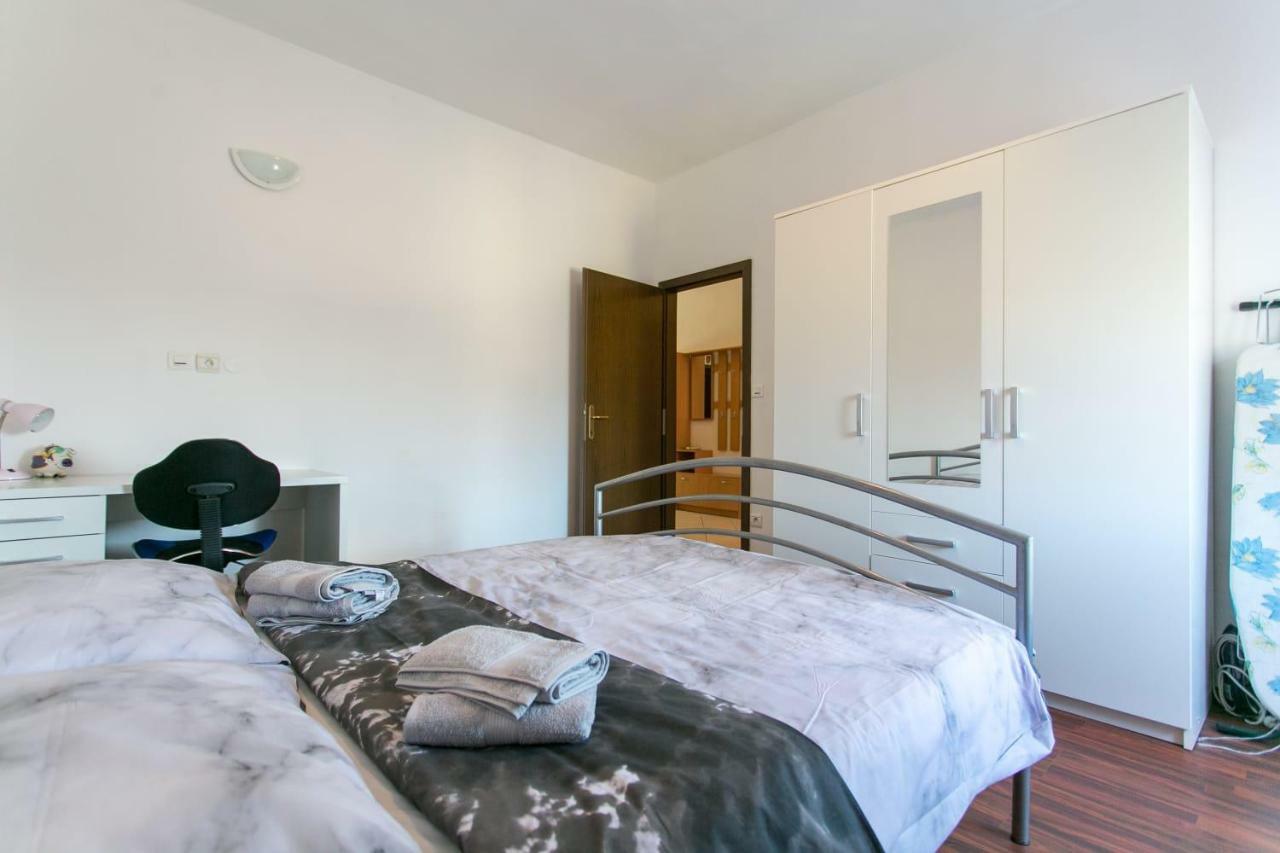 Ferienwohnung Apartman Antea Kaštel Stari Exterior foto